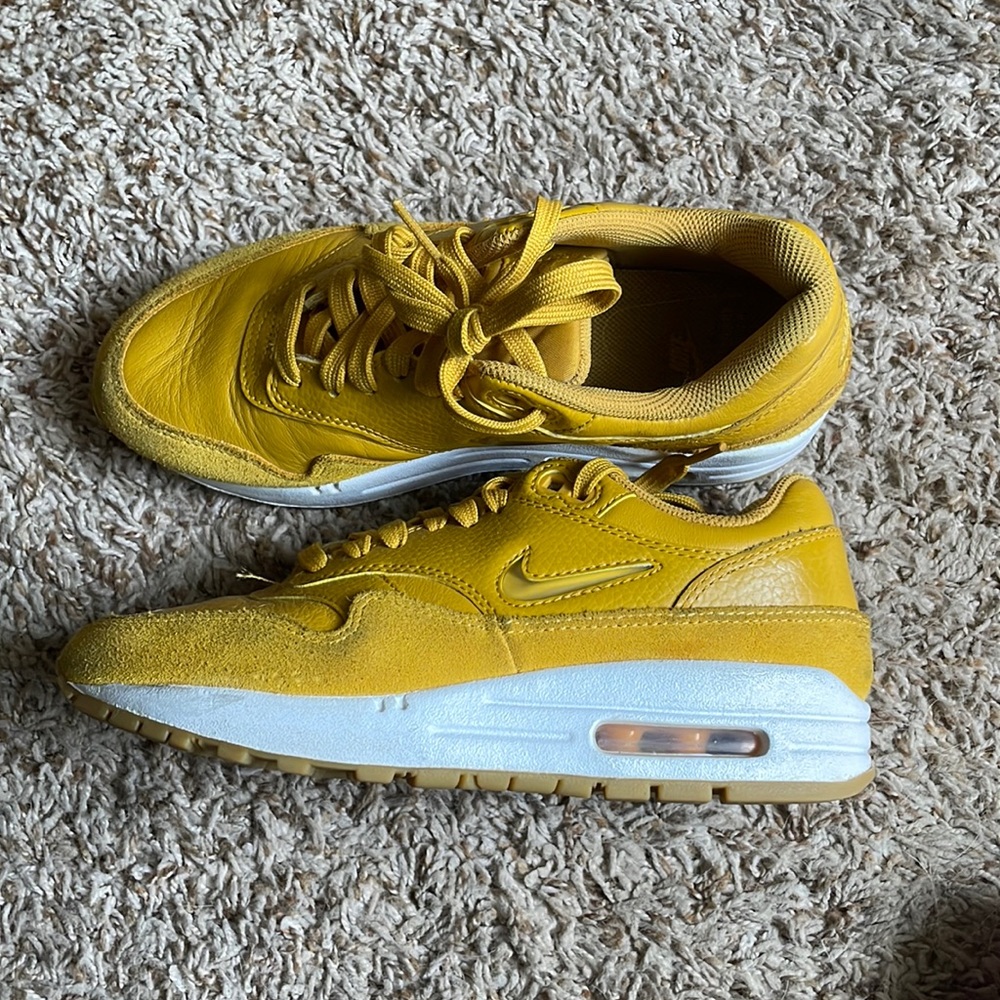 Nike Womens Shoes